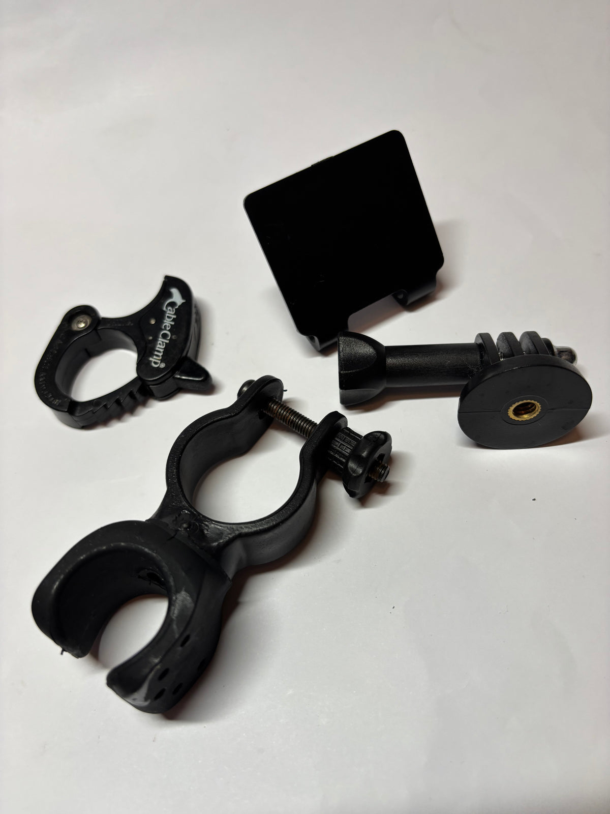 🚴 Support Universel pour Caméra Sport & GPS Vélo