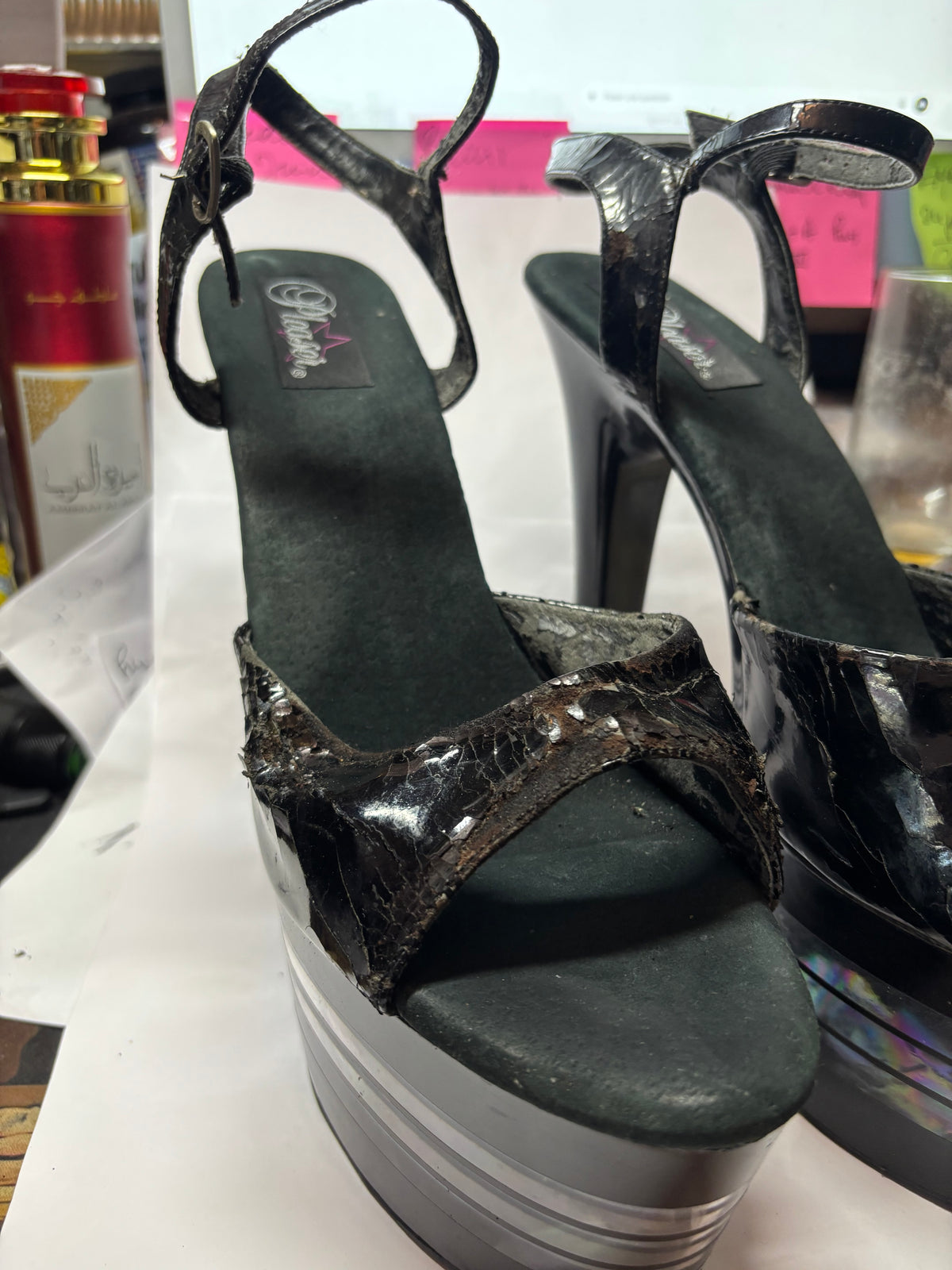 👠 PLEASER – CHAUSSURES À TRÈS HAUTS TALONS 👠