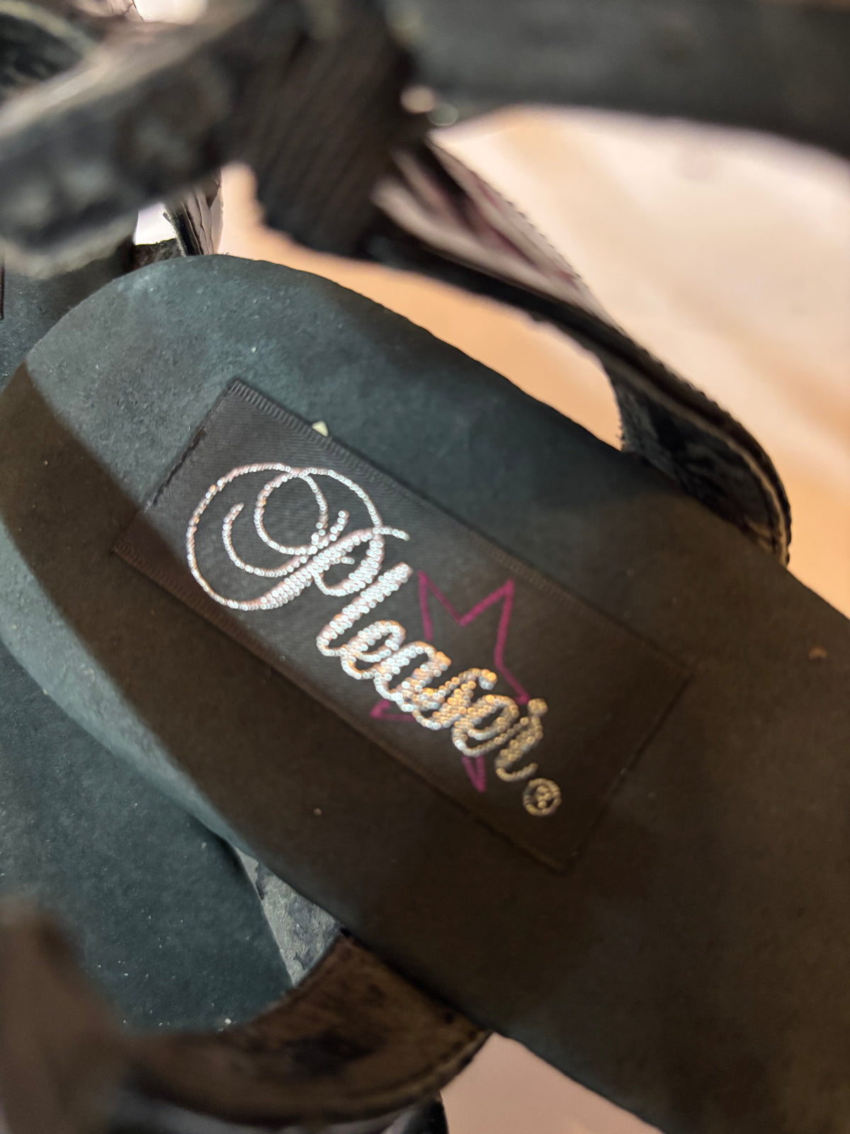 👠 PLEASER – CHAUSSURES À TRÈS HAUTS TALONS 👠