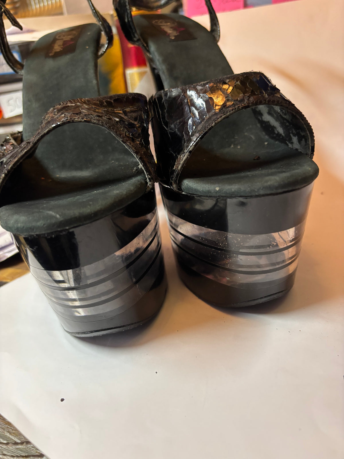 👠 PLEASER – CHAUSSURES À TRÈS HAUTS TALONS 👠