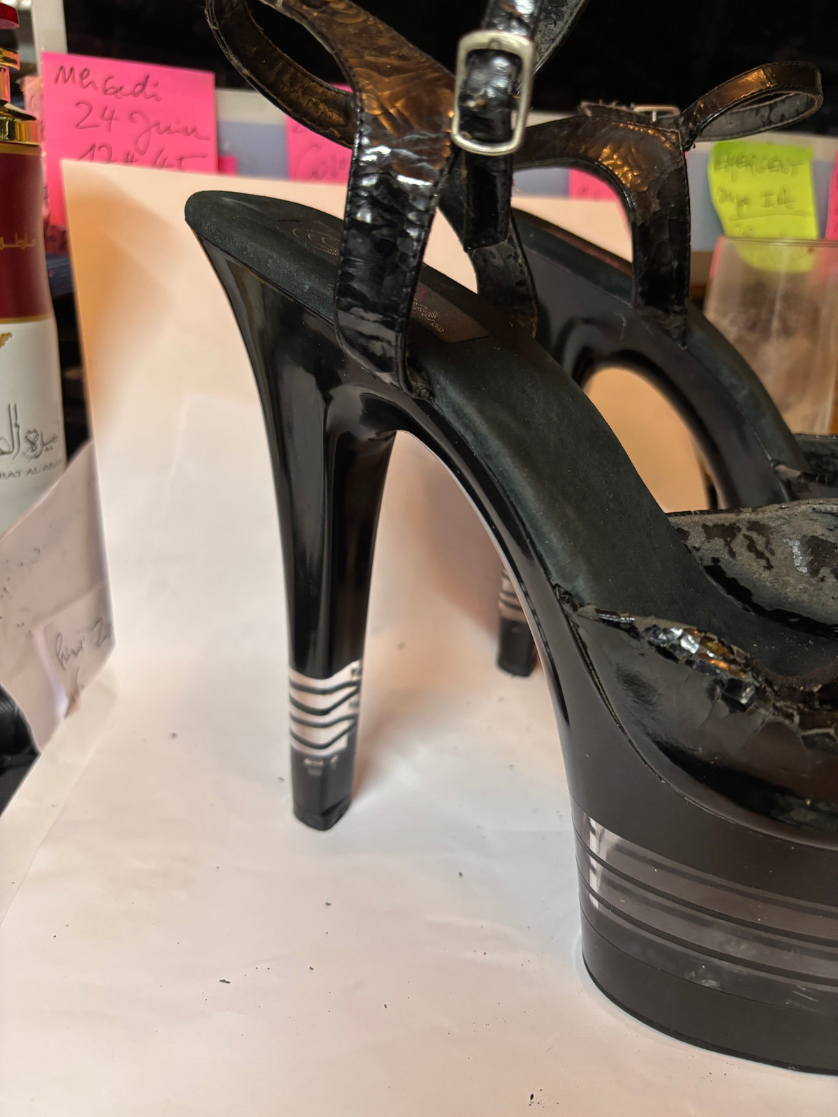 👠 PLEASER – CHAUSSURES À TRÈS HAUTS TALONS 👠