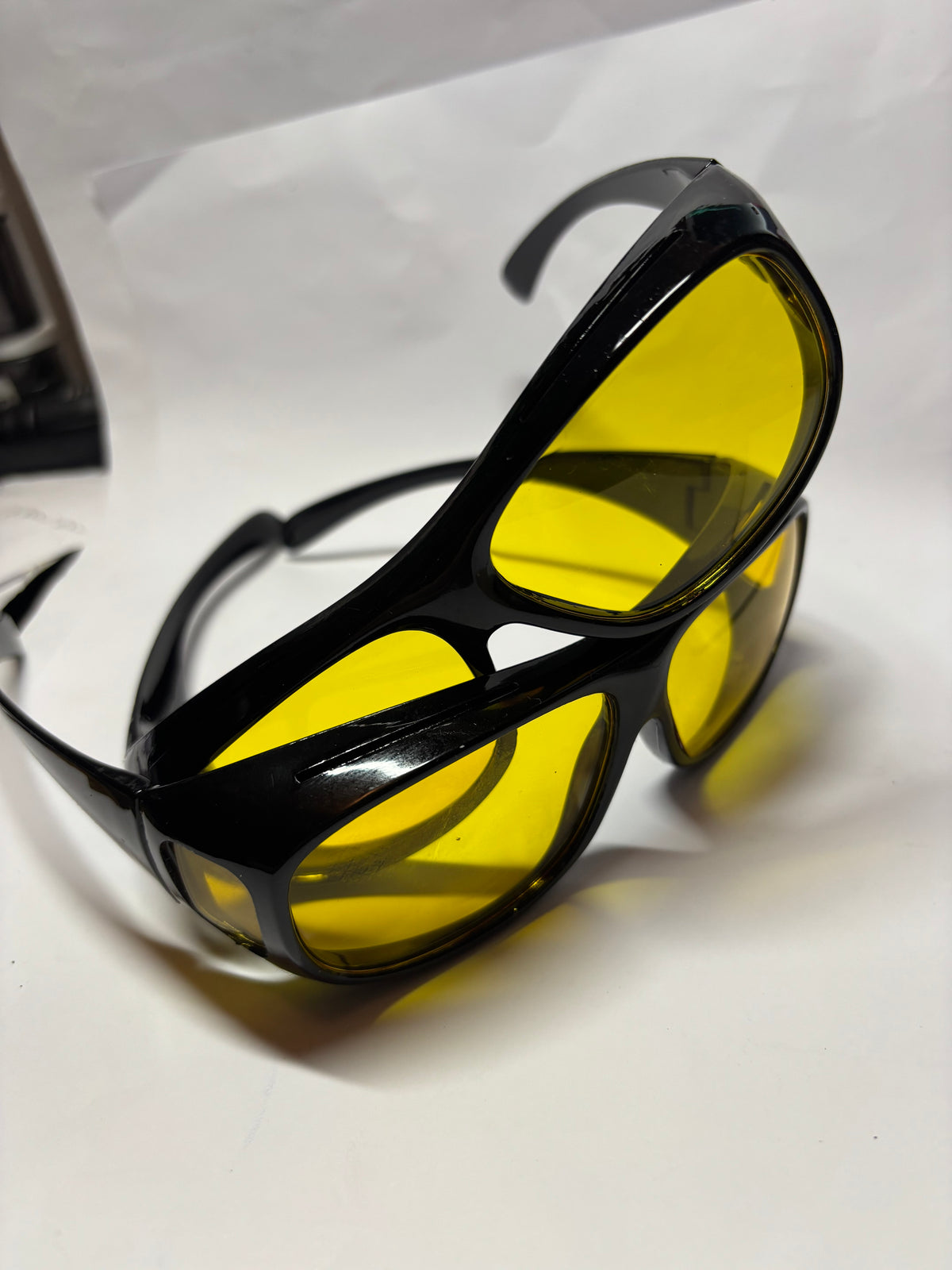 🕶️ LOT DE 2 PAIRES DE LUNETTES NIGHTGLO ANTI-ÉBLOUISSEMENT – CONDUITE DE NUIT Réf. 578C6