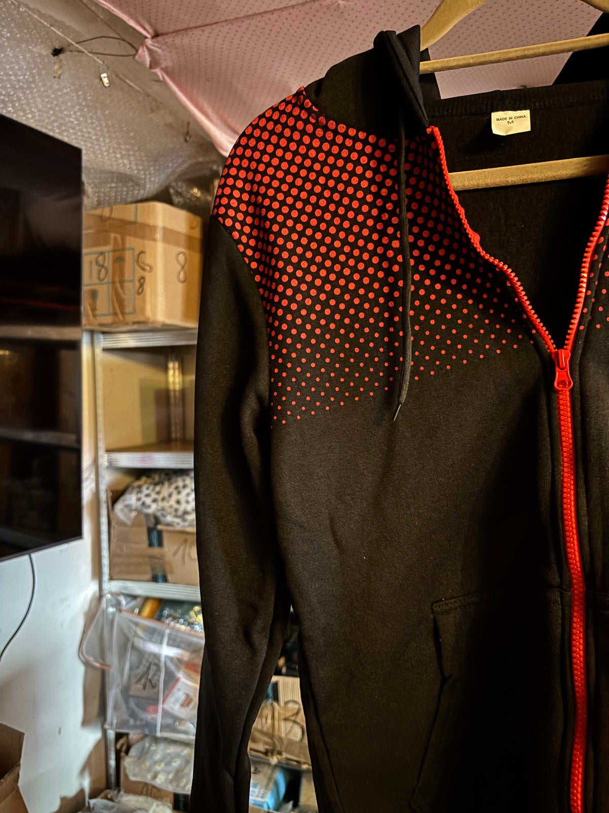 🔴⚫ Ensemble Survêtement Noir & Rouge à Pois – Taille M 🔴⚫
