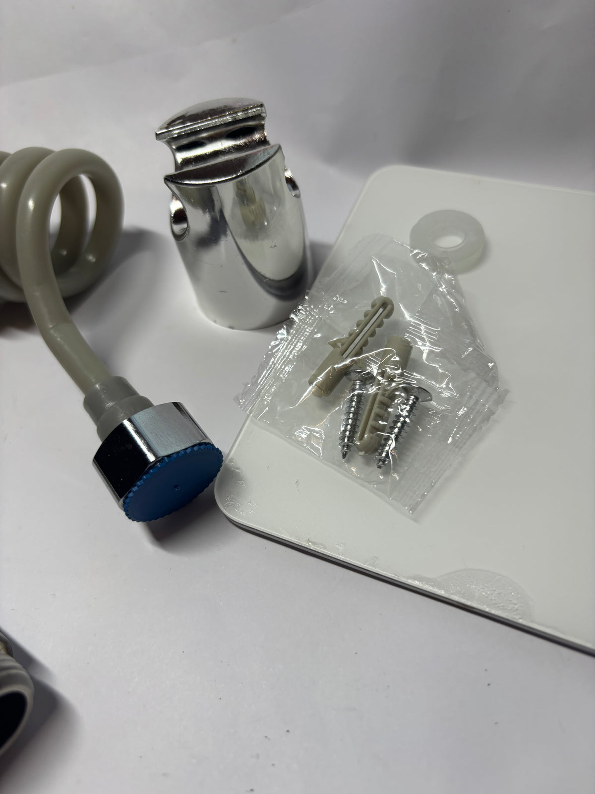 🚿 Douchette WC Pressurisée Grise – Hygiène, Nettoyage et Polyvalence !