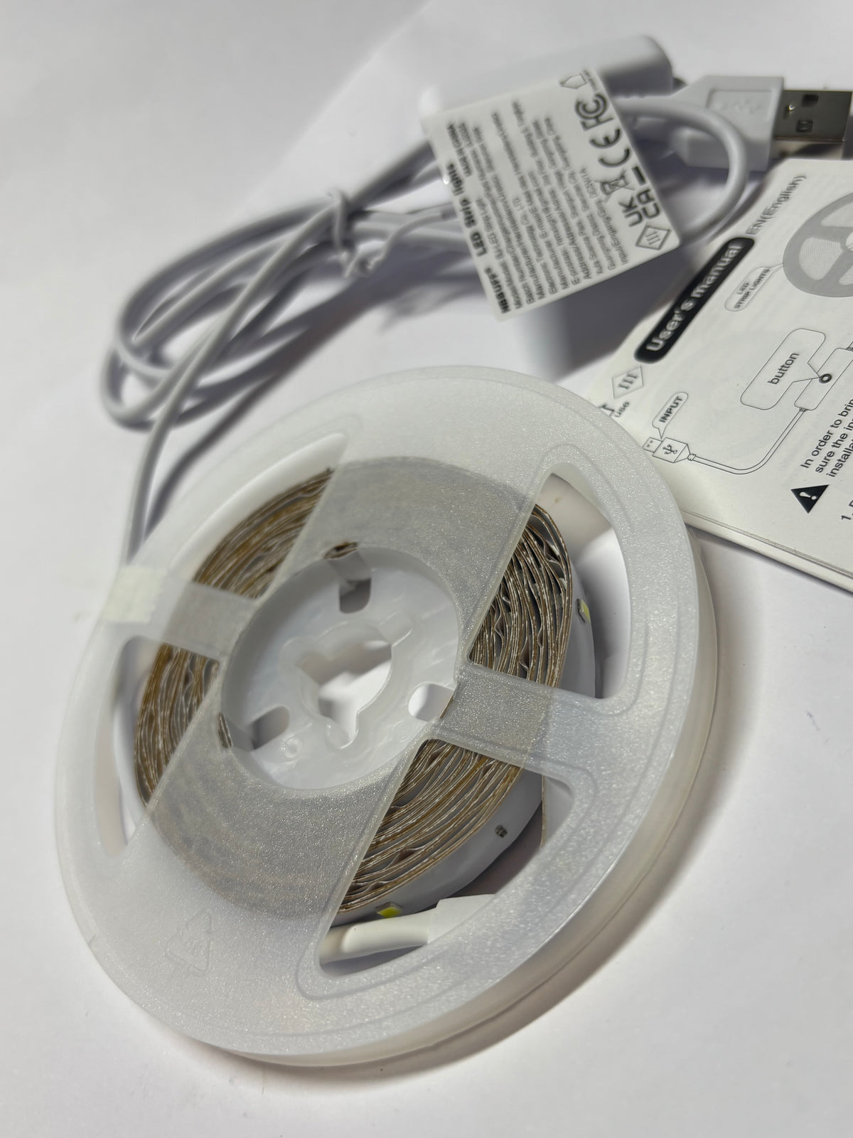 ✨ Bande Lumineuse LED USB Blanche 5 Mètres – Éclairage d’Ambiance Facile à Installer !