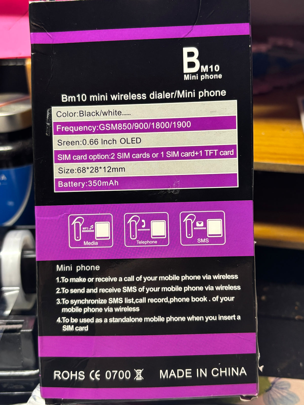 Le plus petit téléphone du monde