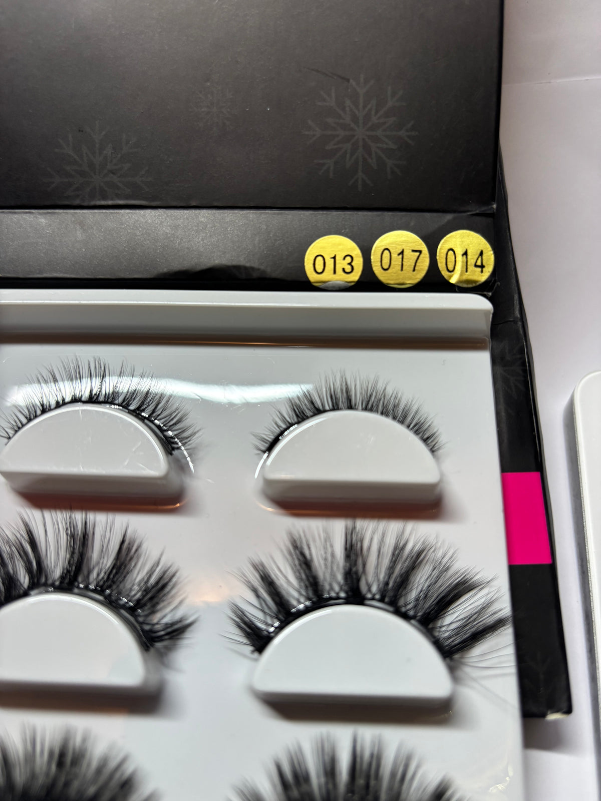 ✨ Lot de 2 coffrets de faux cils magnétiques avec eyeliner – 3 styles disponibles