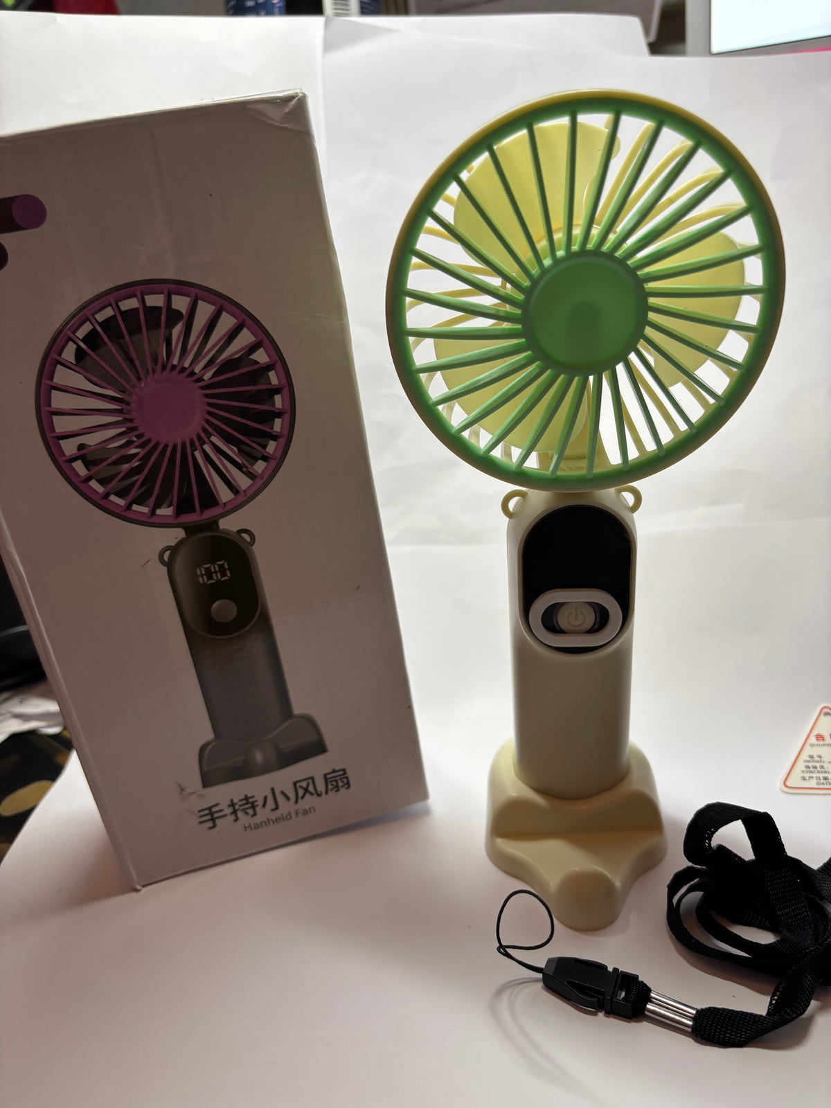 Ventilateur portable rechargeable USB-C STRHAGO Blanc