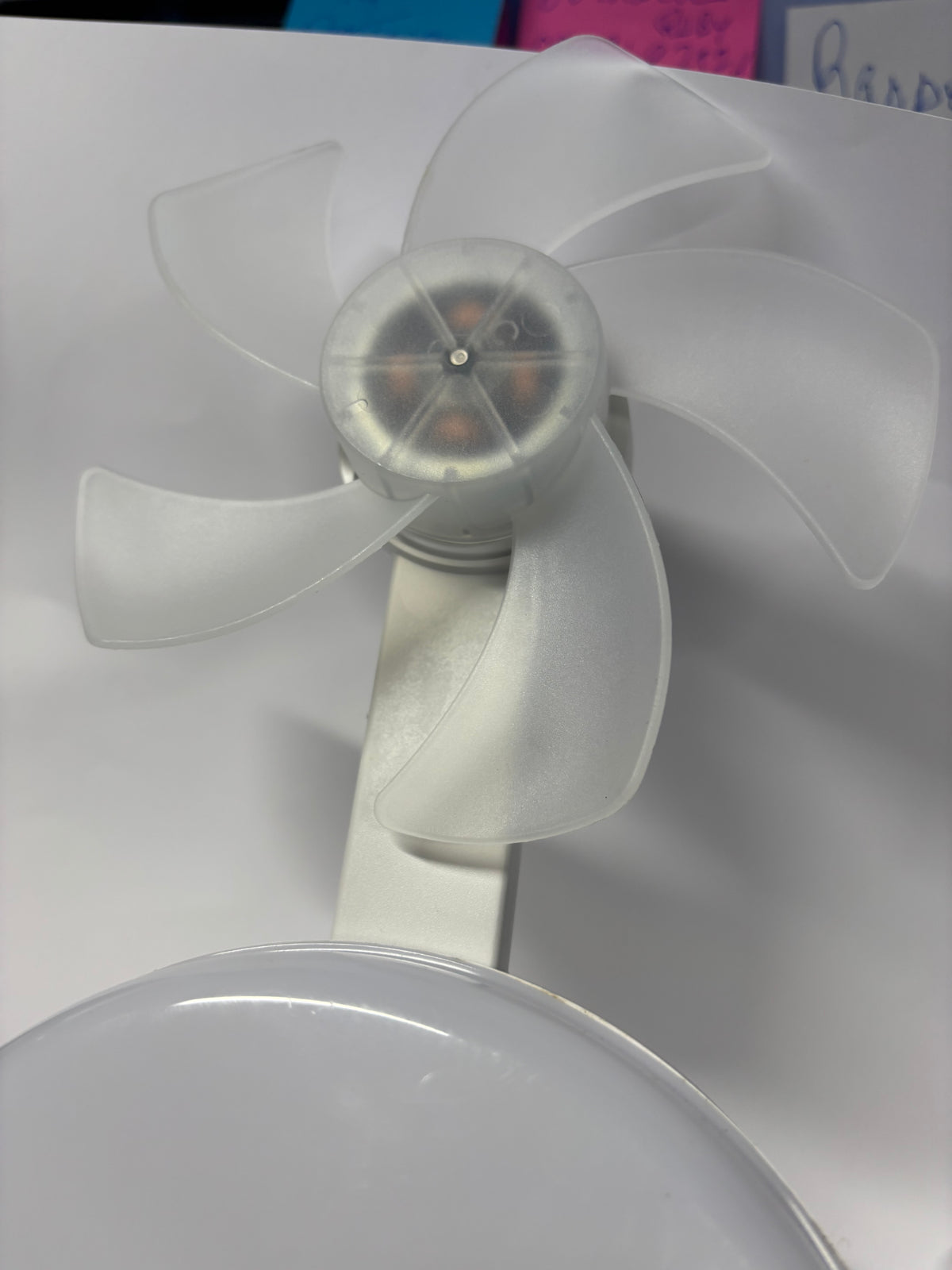 Ventilateur plafonnier LED E27 F3+ – 3 moteurs – 3 têtes orientables