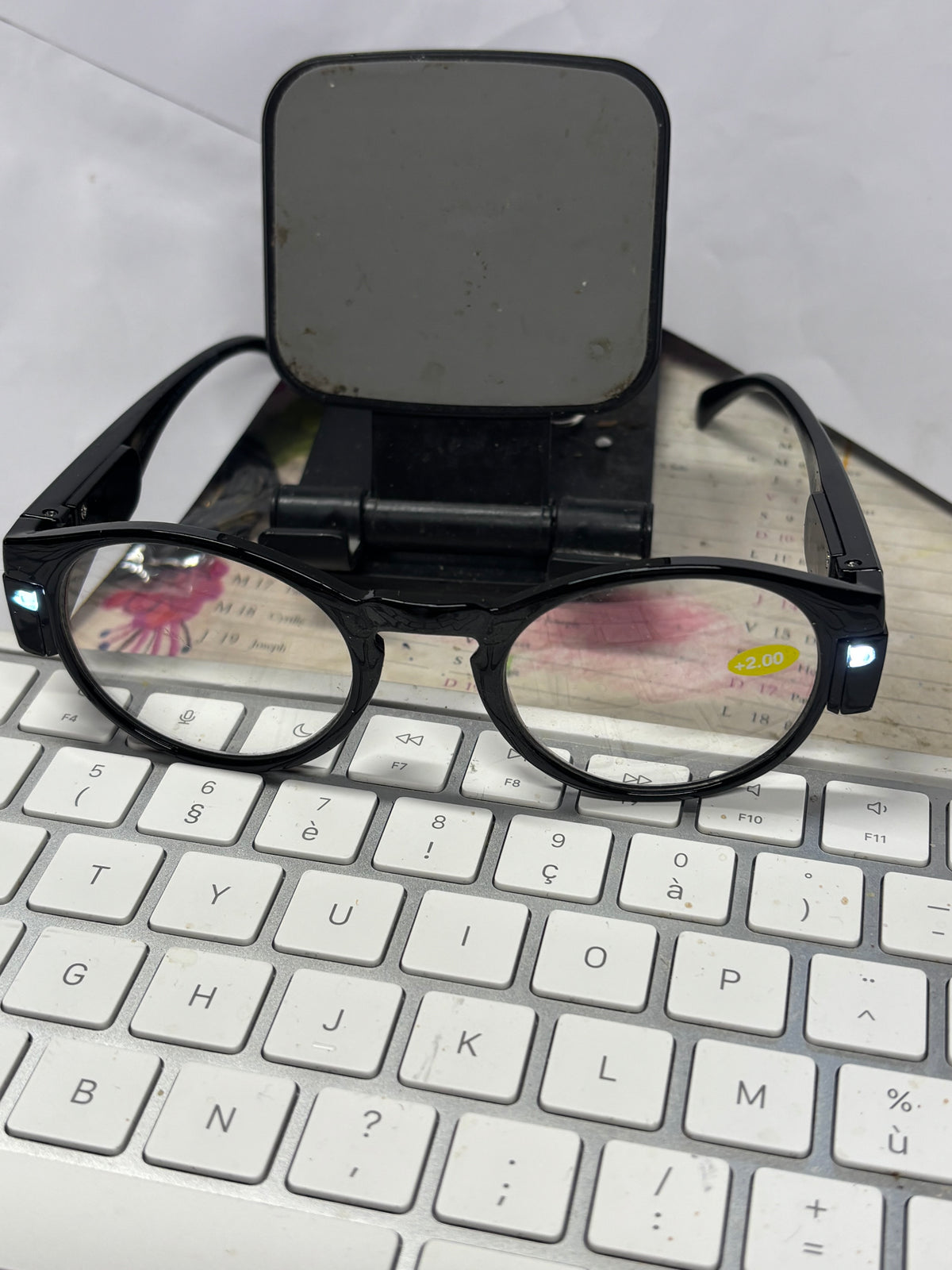 Lunettes de lecture LED +2,00 avec éclairage intégré