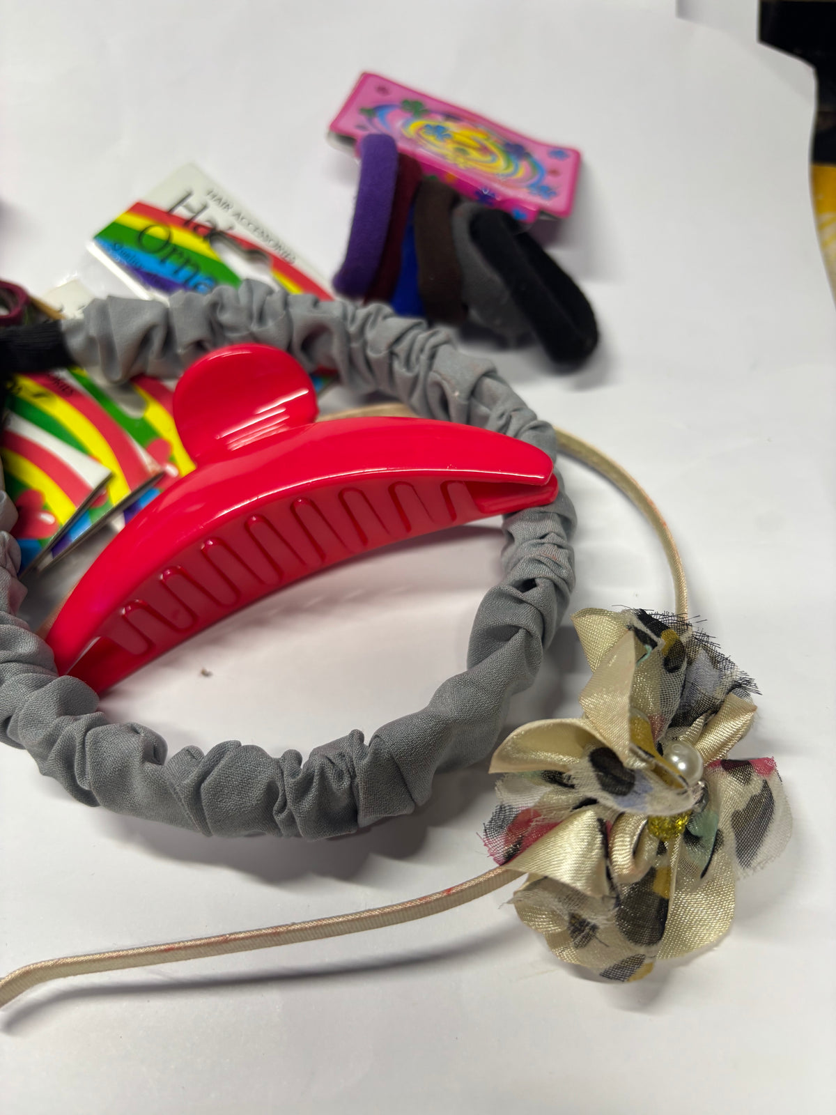 Lot de 11 accessoires pour cheveux – élastiques, serre-têtes et pince