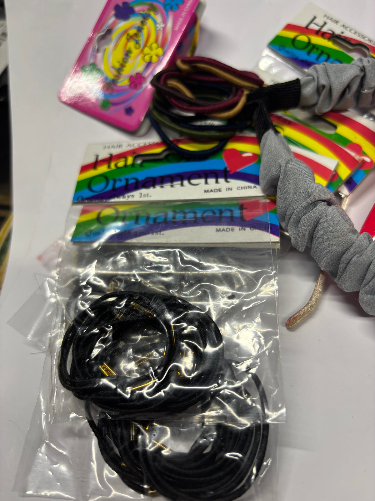 Lot de 11 accessoires pour cheveux – élastiques, serre-têtes et pince