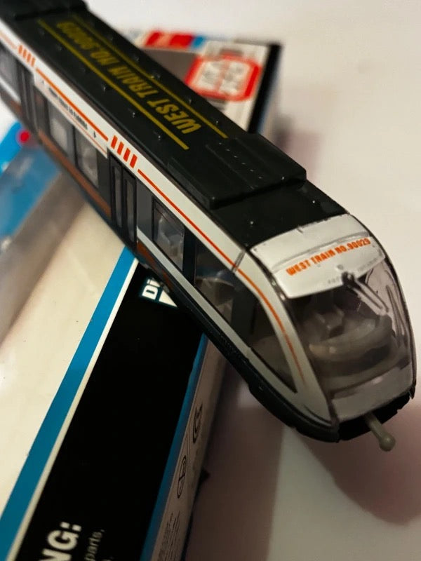 TRAMWAY MÉTAL – MODÈLE RÉALISTE – ÉCHELLE 1:64