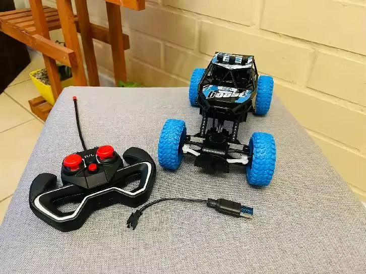 Voiture Radiocommandée Tout-Terrain Buggy RC - Recharge USB - 21 cm
