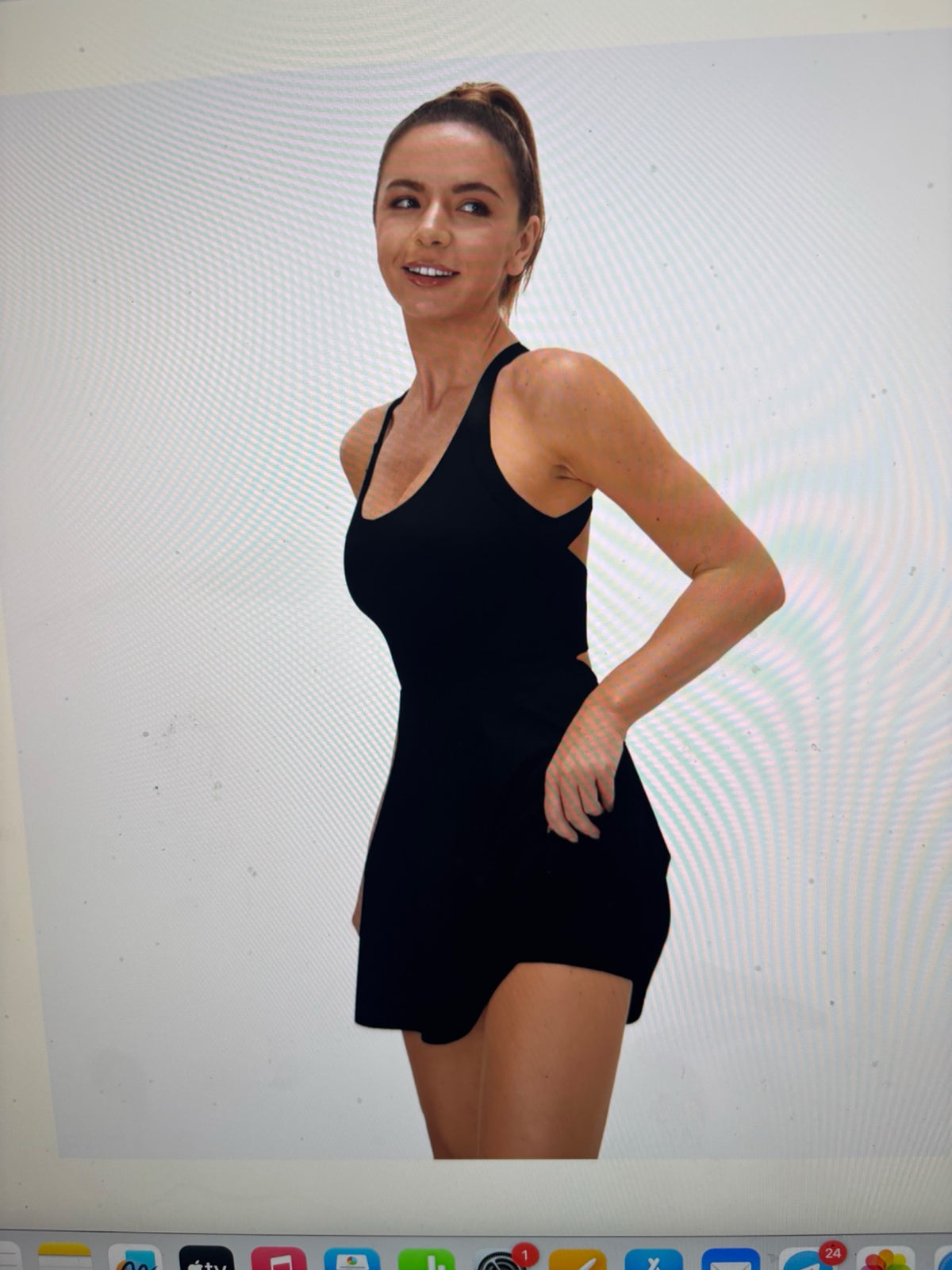🖤 ROBE DANSEUSE NOIRE DOS CROISÉ – ÉLÉGANCE, CONFORT &amp; LIBERTÉ DE MOUVEMENT 🖤
