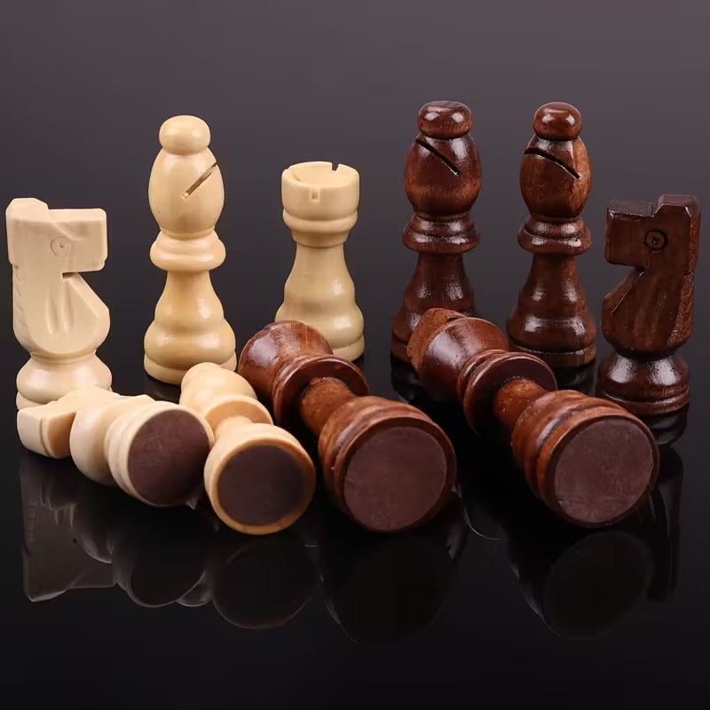 ÉCHECS EN BOIS MASSIF – STYLE STAUNTON CLASSIQUE