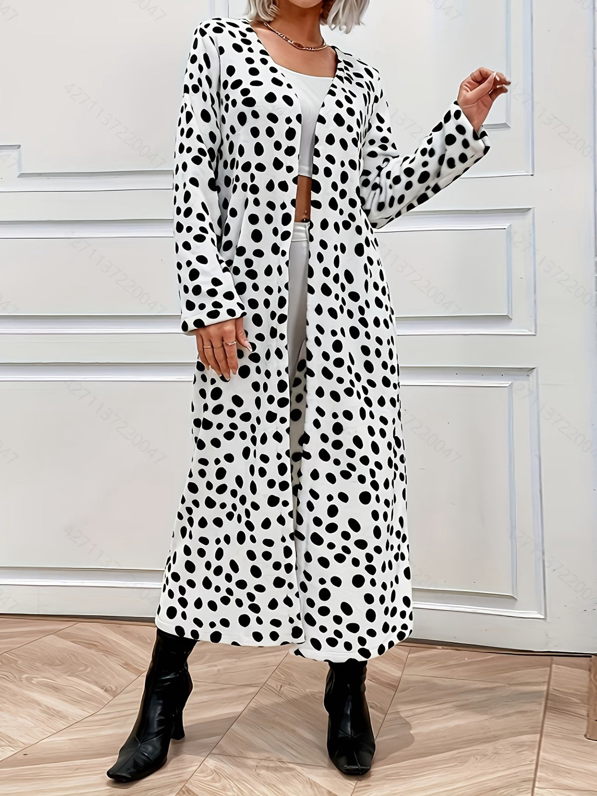 MANTEAU LONG NOIR/ BLANC STYLE DALMATIEN –