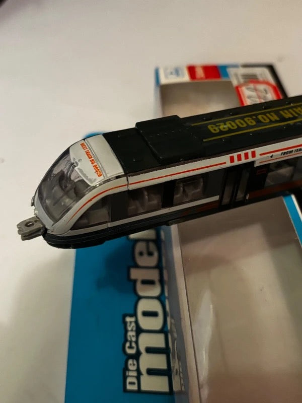 TRAMWAY MÉTAL – MODÈLE RÉALISTE – ÉCHELLE 1:64