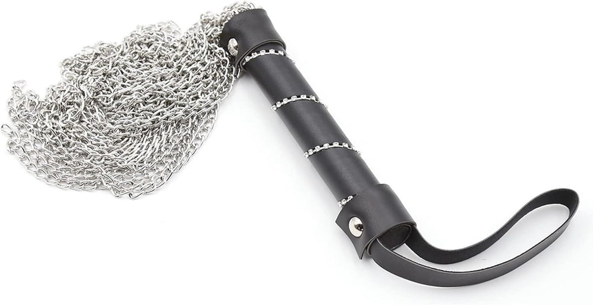 ✨ FOUET À CHAÎNES MÉTAL & CUIR – STYLE BDSM / DOMINATION ✨