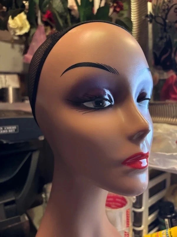 Tête de Mannequin Professionnelle - Teint Hâlé - Taille 54