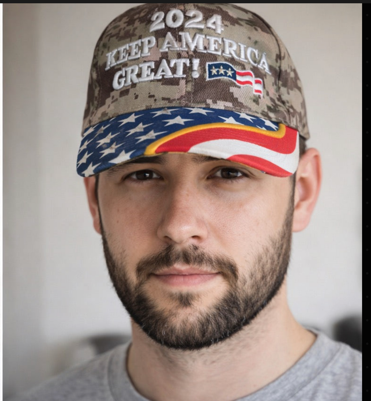 Casquette camouflage avec drapeau