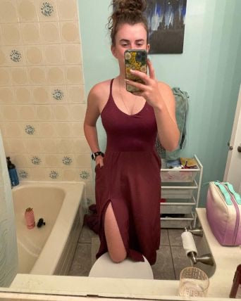 🌹 ROBE ROUGE SOYEUSE HALERA – TAILLE S – NEUVE AVEC ÉTIQUETTE 🌹