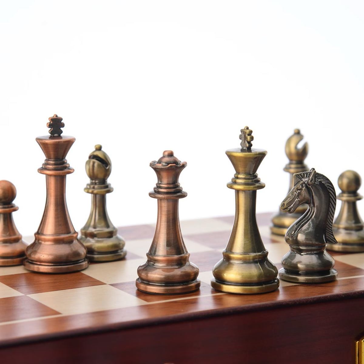♟️ Jeu d'Échecs Prestige 30 × 30 cm – Pièces Métal Massif & Coffret Bois Pliable